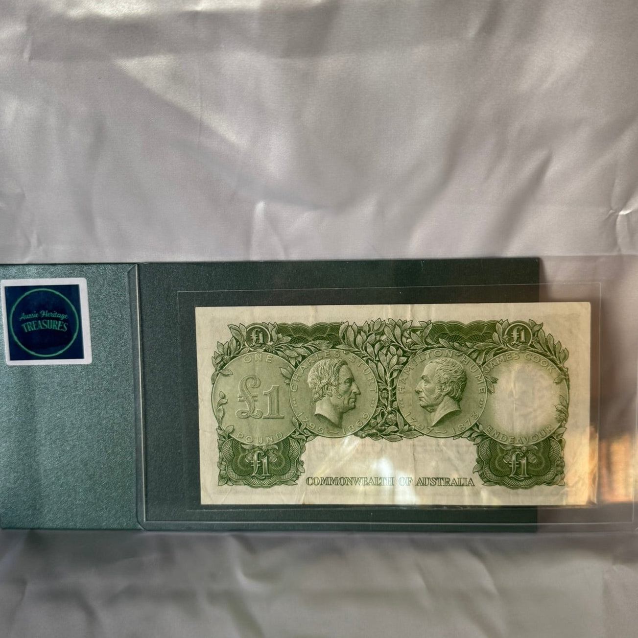 1953 Australian One Pound Banknote – Coombs & Wilson (R33) – Extremely Fine