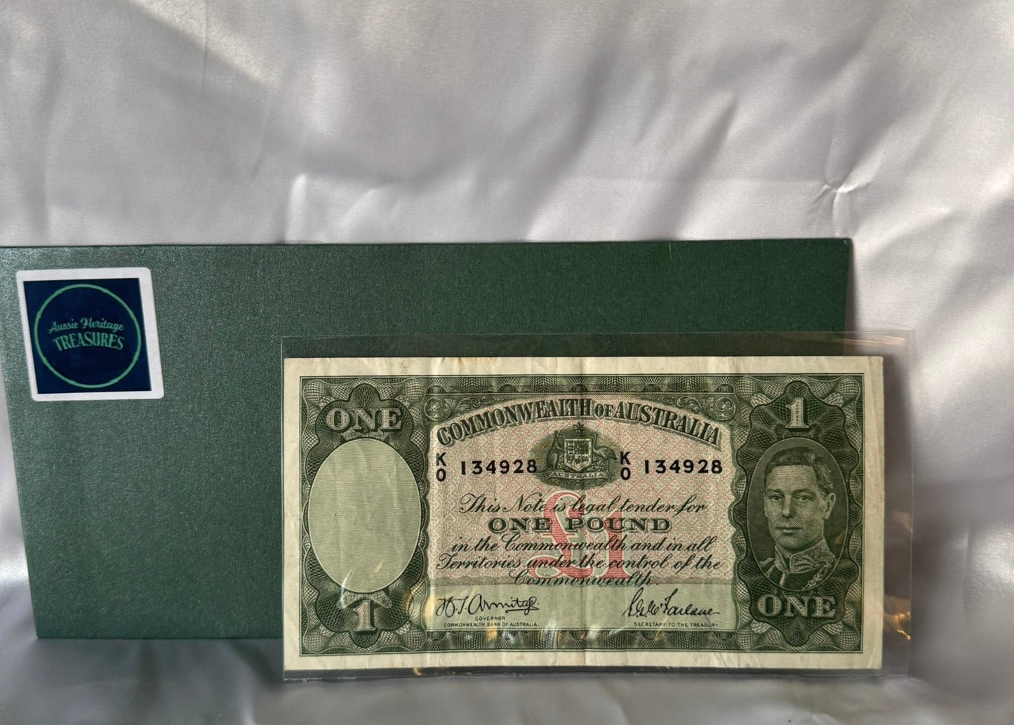 1942 Australian One Pound Banknote – Armitage & McFarlane – Very Fine