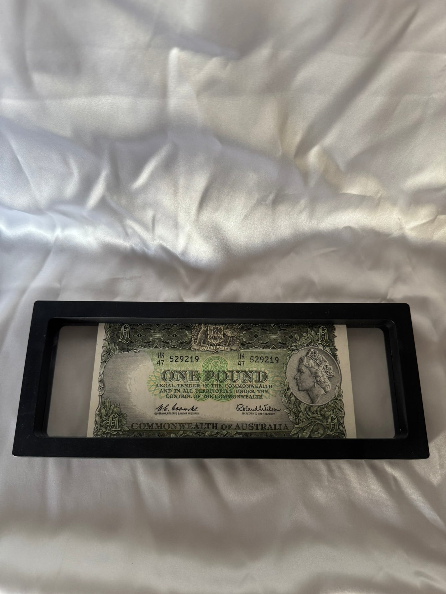 1953 Australian One Pound Banknote – Coombs & Wilson (R33) – About Uncirculated