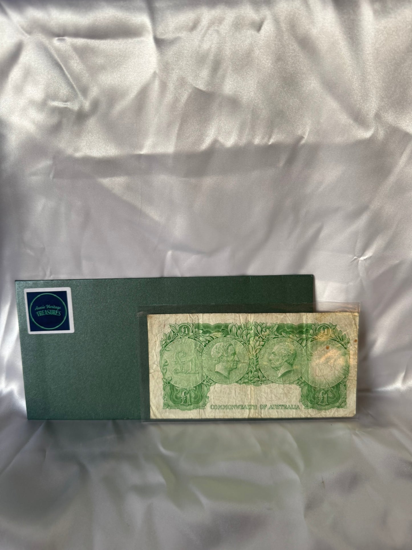 1953 Commonwealth of Australian One Pound Banknote – Coombs & Wilson (R33) – Fine