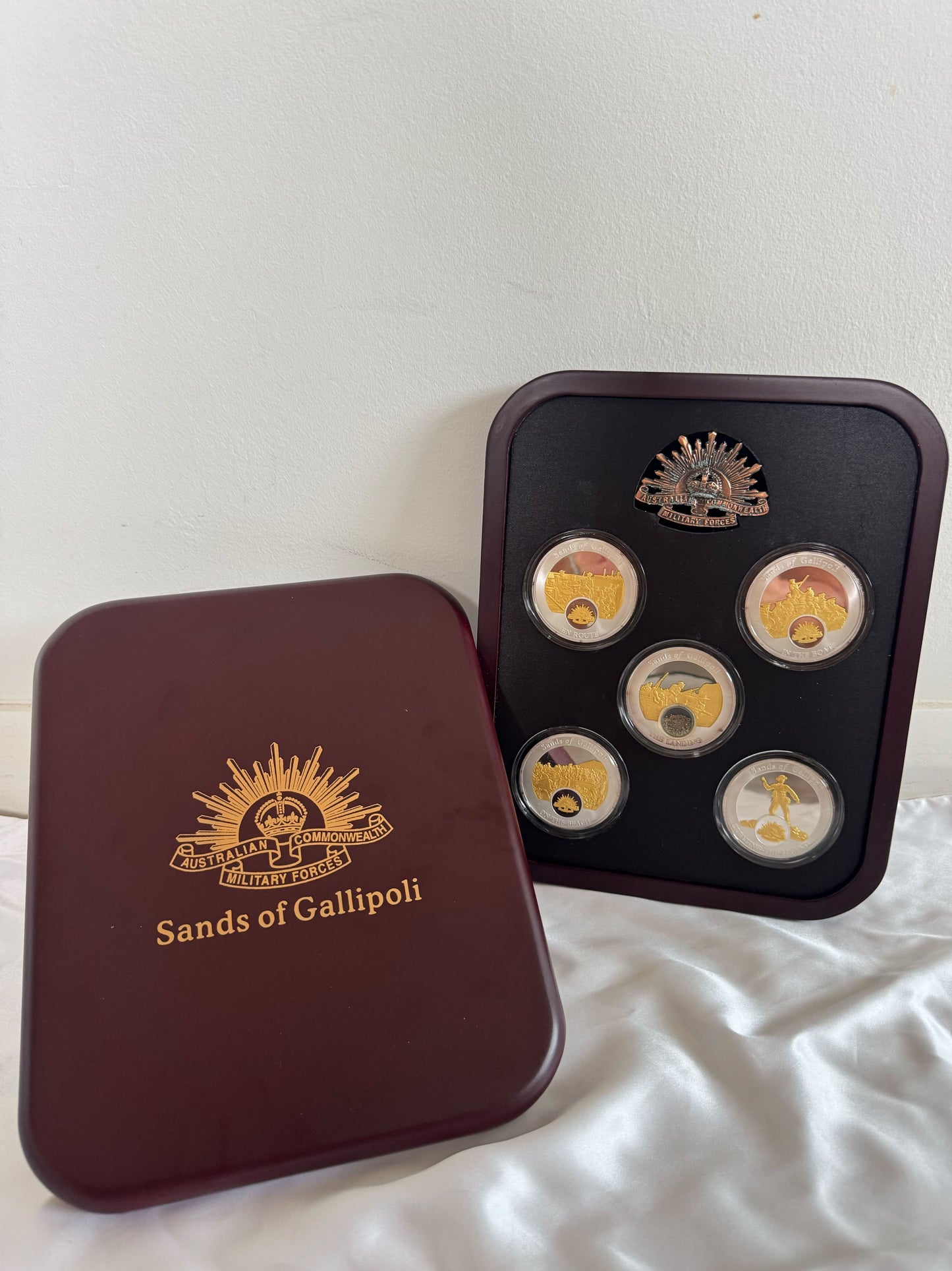 2008 “Sands of Gallipoli” Set of Five Limited Edition Medallions – Display Case (No. 0290/2500)
