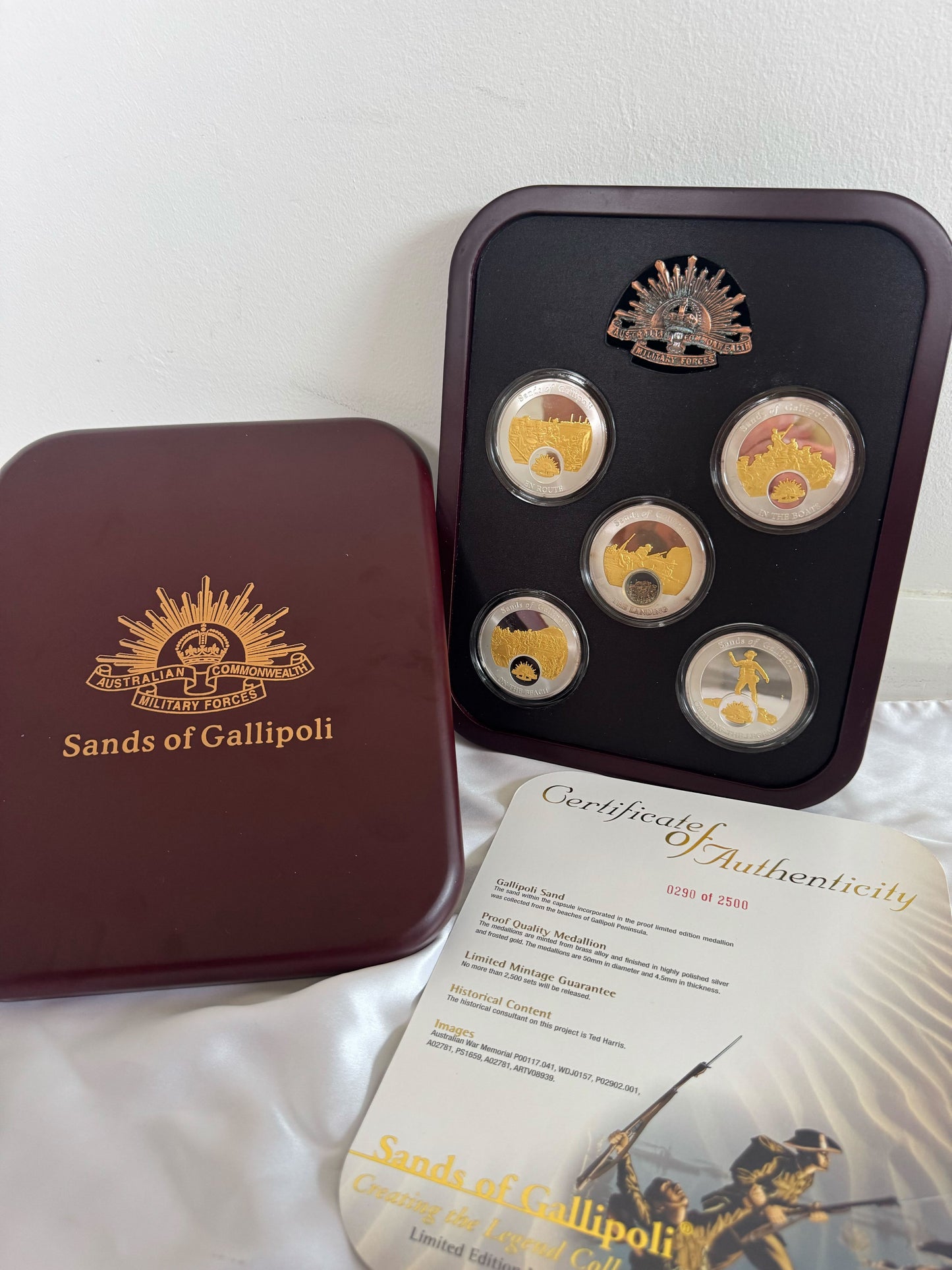 2008 “Sands of Gallipoli” Set of Five Limited Edition Medallions – Display Case (No. 0290/2500)